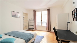 chambre à la location -   75016  PARIS, surface 14 m2 location chambre - UBI410941556